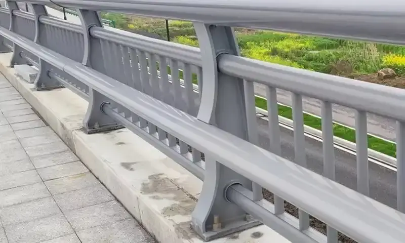 Bridge & Riverfront Landscape Guardrails