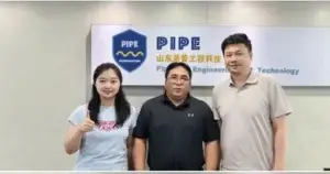 Costa Rican customer discussing a highway guardrail project with the China Guardrail team